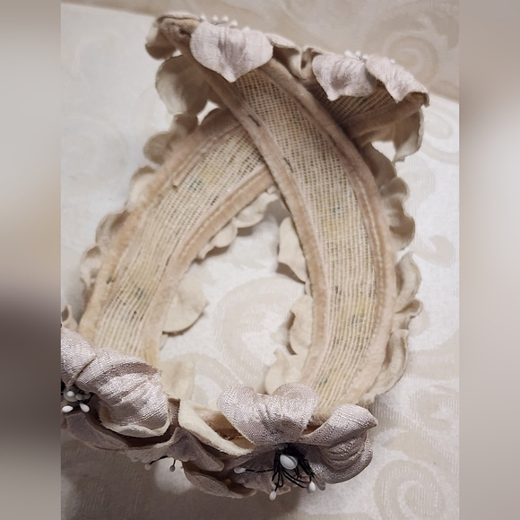 VINTAGE Cream Beige Floral Hair Fascinator – Old Hollywood Glam Collectible main image 4